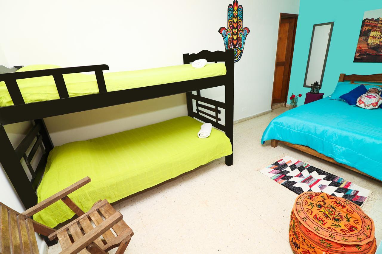 Hostel Mystic House *