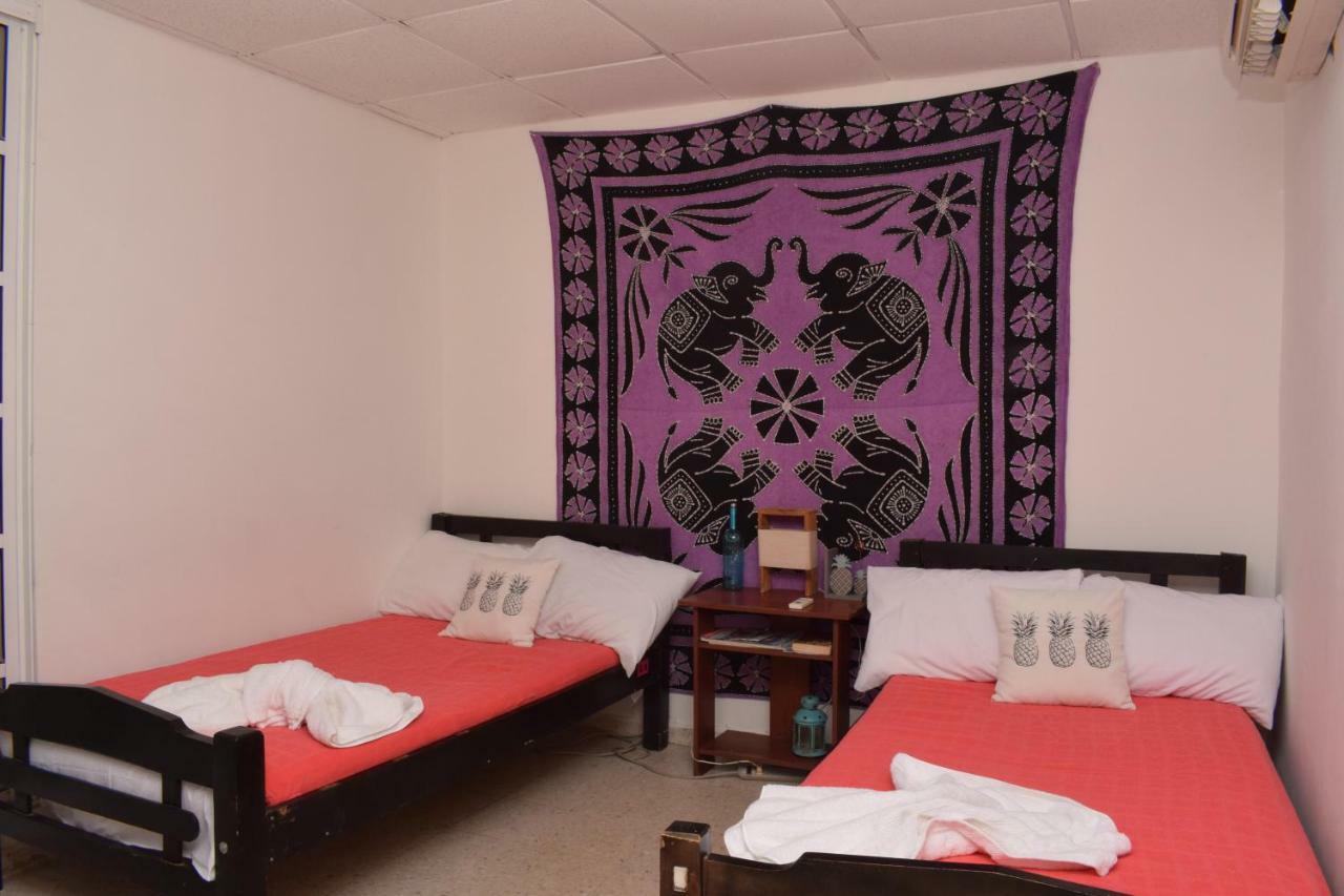 Mystic House Hostel *