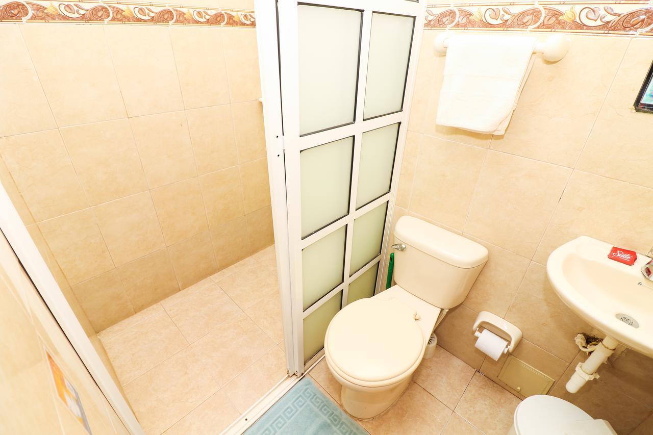 Hostal Mystic House *